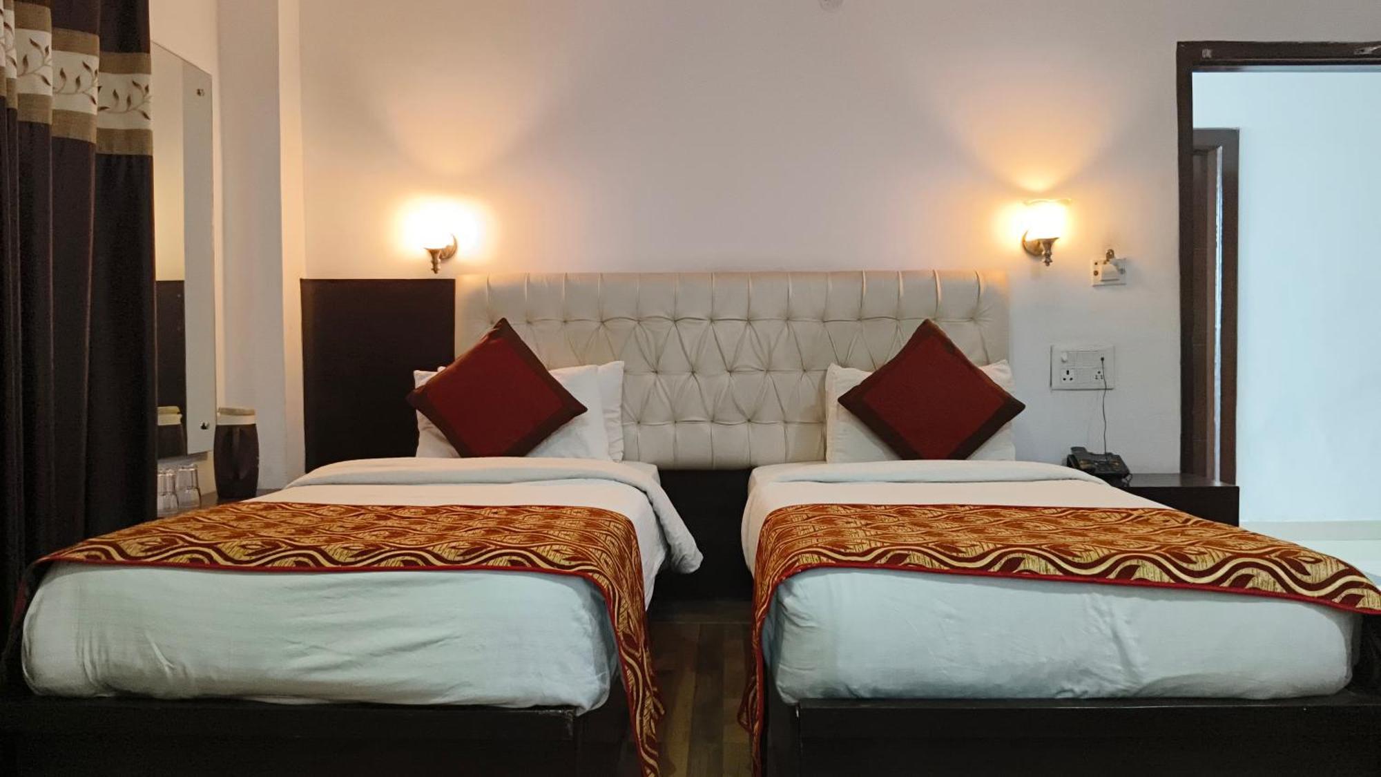 Hotel Samovar Agra  Esterno foto