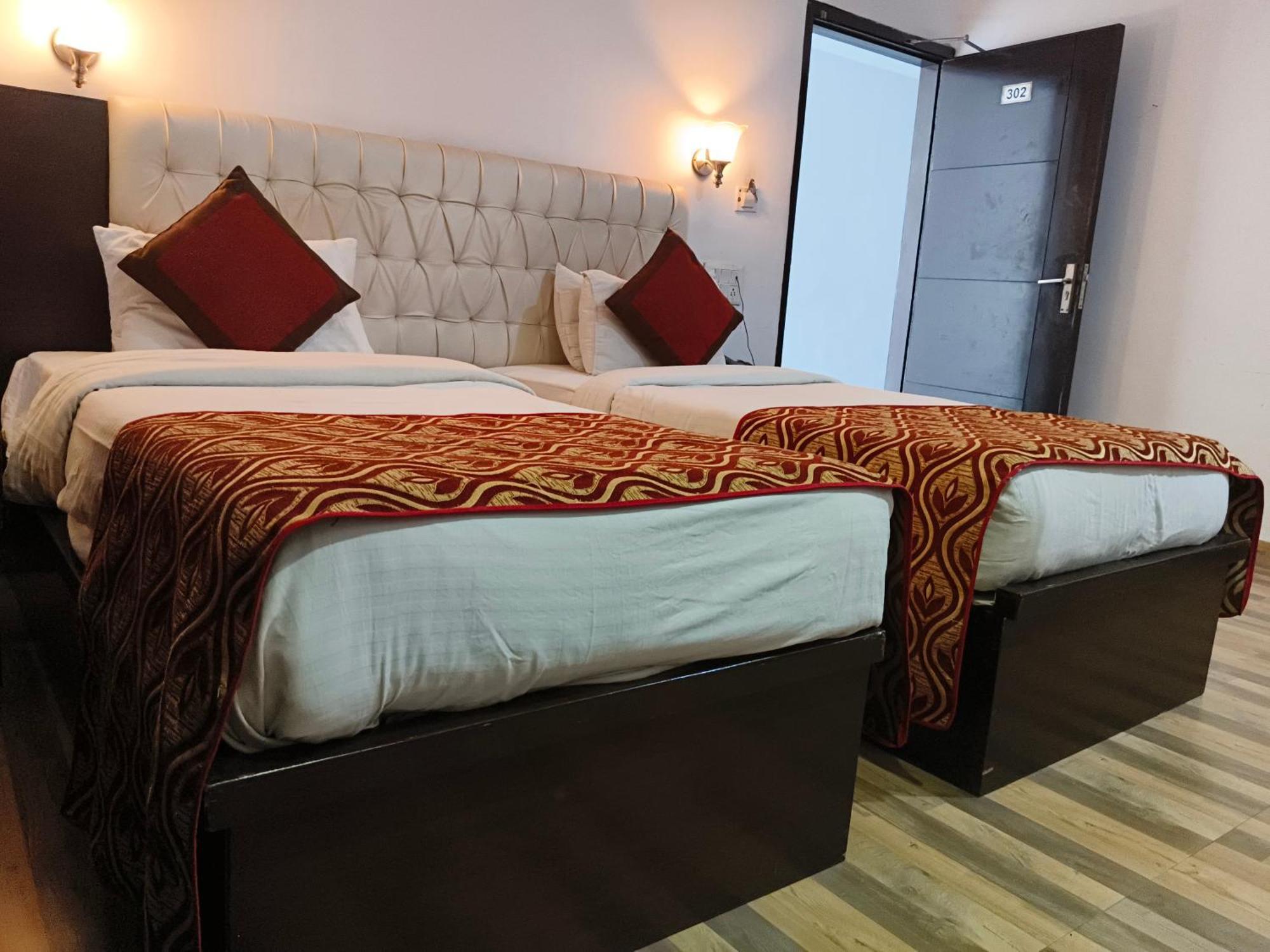 Hotel Samovar Agra  Esterno foto